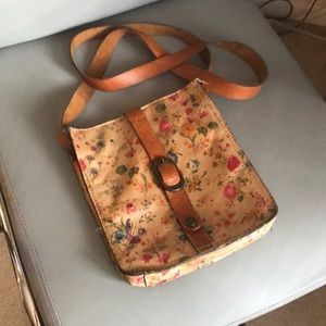 Patricia Nash floral prairie rose crossbody
